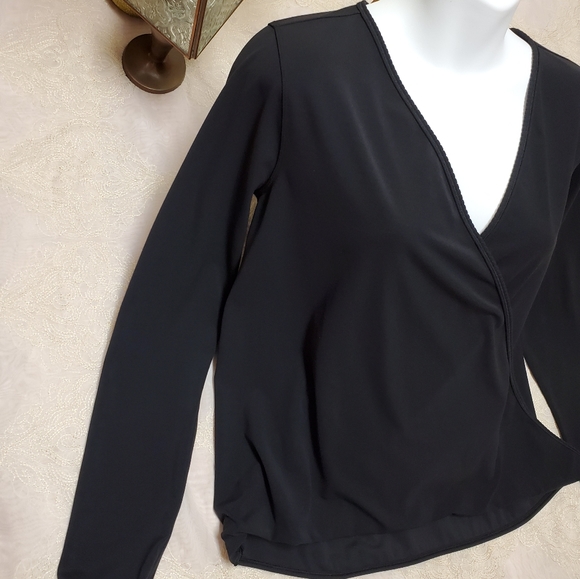 Lululemon Faux Wrap Top - Picture 6 of 8